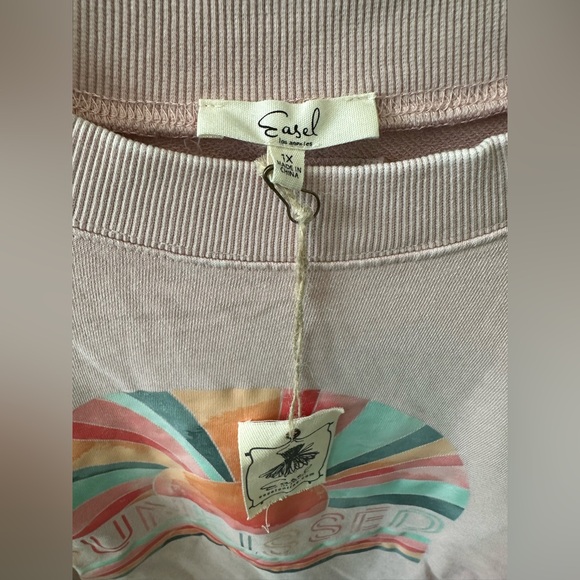 NWT EASEL SUN-KISSED TOP - Picture 4 of 5